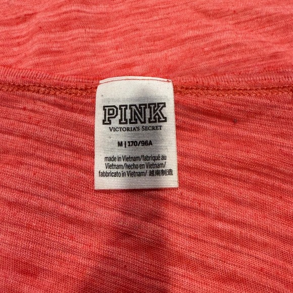 PINK Victoria's Secret Coral V-Neck T-Shirt Short Sleeve Cute Casual Top - Picture 2 of 4